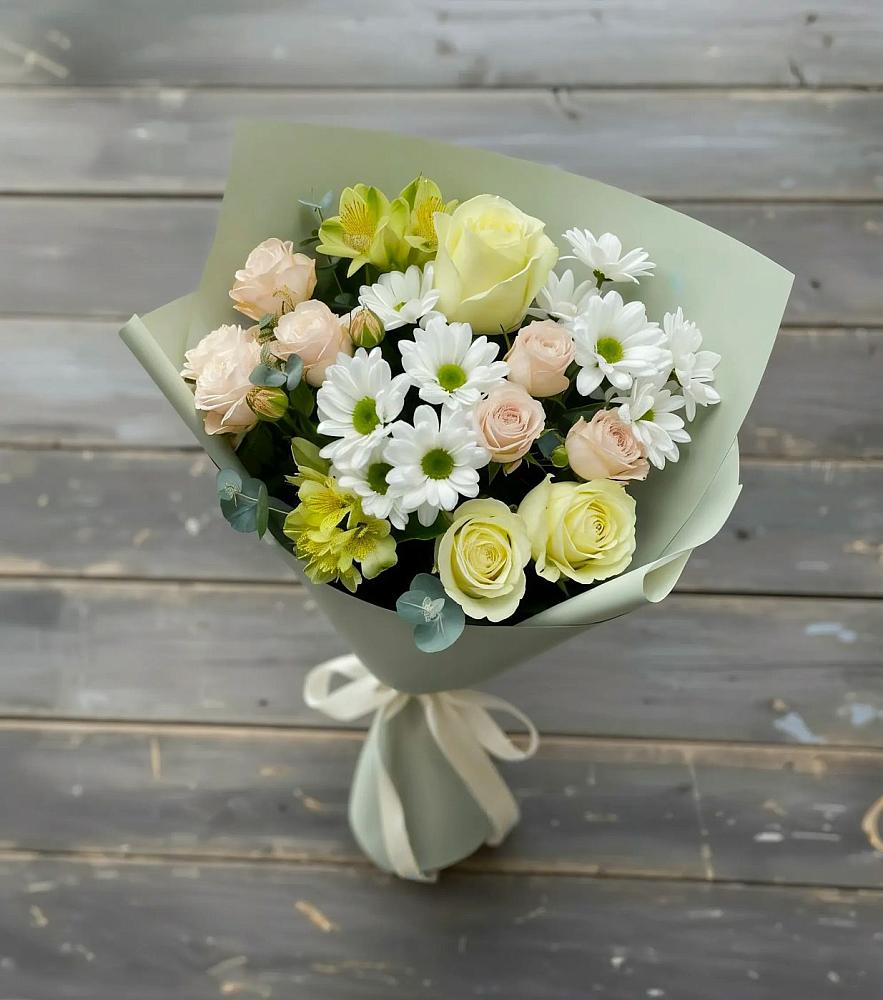 Букет цветов из: Альстромерии, Розы и Хризантемы в Савино Новгородская область