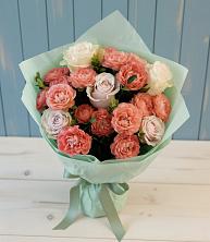 Букет цветов из:  Розы в Савино Новгородская область