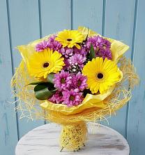 Букет цветов из:  Хризантемы и Герберы в Савино Новгородская область