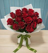 Букет Красные розы в Савино Новгородская область