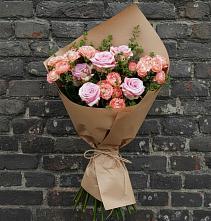 Букет цветов из:  Розы в Савино Новгородская область