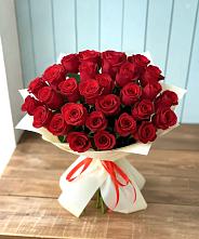 Букет 29 Красных роз в Савино Новгородская область