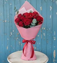 Букет цветов из:  Розы в Савино Новгородская область
