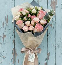 Букет цветов из:  Розы в Савино Новгородская область