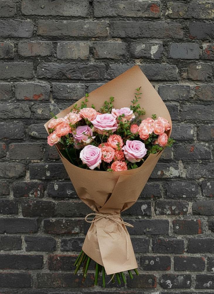 Букет цветов из: Розы в Савино Новгородская область