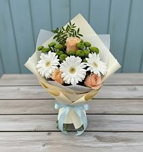 Букет цветов из:  Герберы, Розы и Хризантемы в Савино Новгородская область