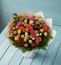 Букет Микс из разноцветных кустовых роз в Савино Новгородская область